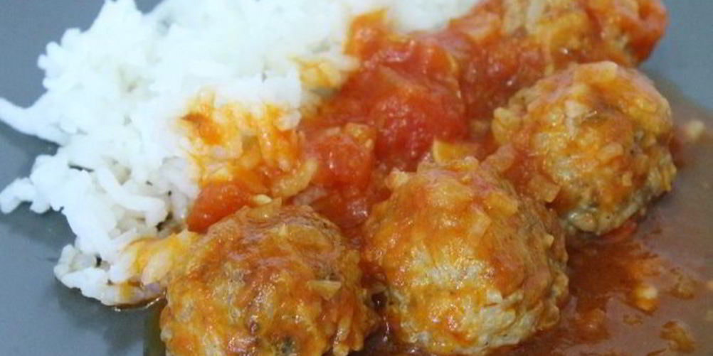 Как приготовить тефтели в томатно-винном соусе