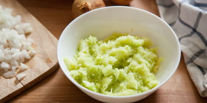 Рецепт запеченных куриных тефтелей с травами