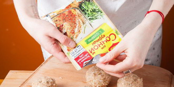 Рецепт запеченных куриных тефтелей с травами