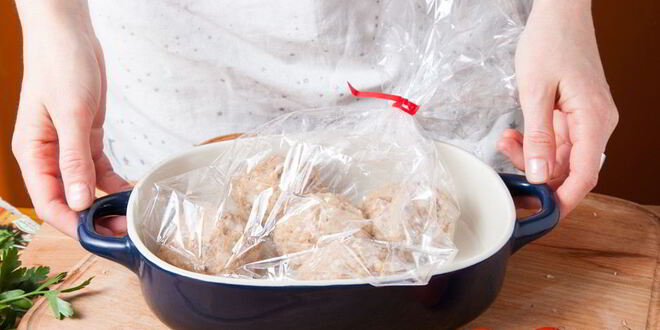 Рецепт запеченных куриных тефтелей с травами