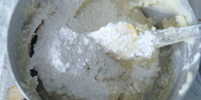 Рецепт ленивых картофельных вареников с соусом из шампиньонов