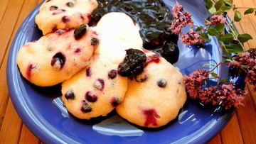 Рецепт Ленивых вареников с черникой на пару