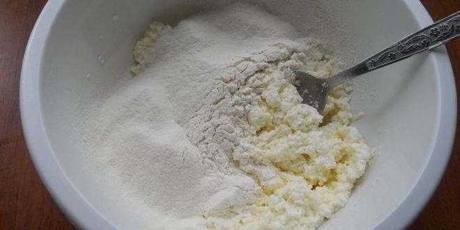 Рецепт творожного теста для вареников на пару
