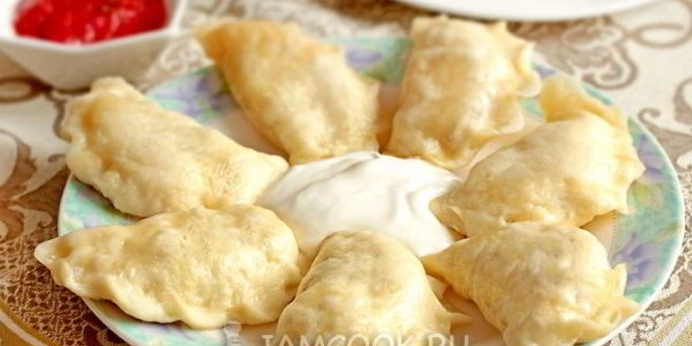 Как приготовить вареники на кефире на пару