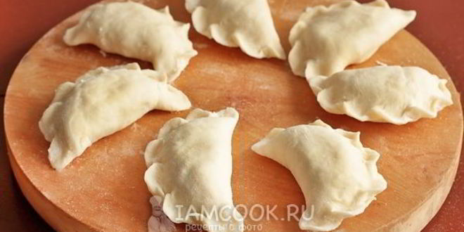 Рецепт вареников на кефире на пару
