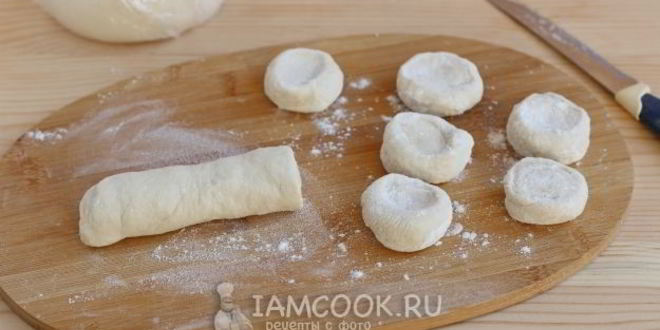 Рецепт вареников на воде со свежей малиной