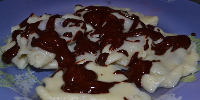 Рецепт вареников с черникой и шоколадом