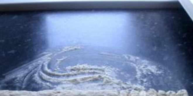 Рецепт вареников с клубникой на кефире