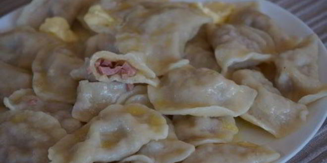 Рецепт вареников с колбасой