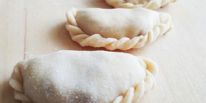 Рецепт вареников с лесной земляникой