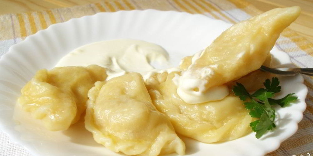 Как приготовить вареники с салом