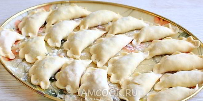 Рецепт вареников с соленым творогом