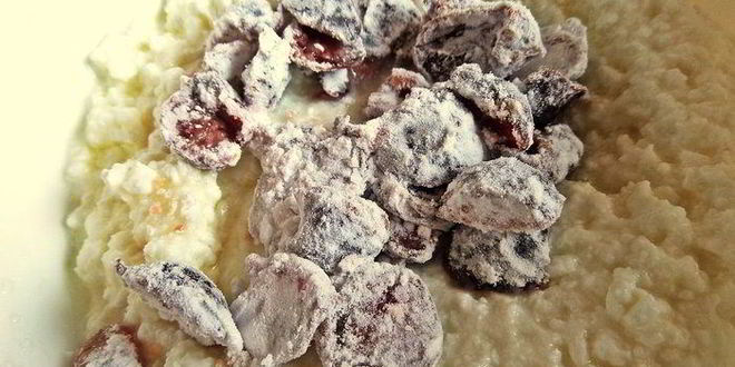 Рецепт вареников с творогом и черешней