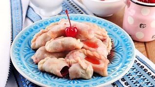 Рецепт Вареников с вишней на пару