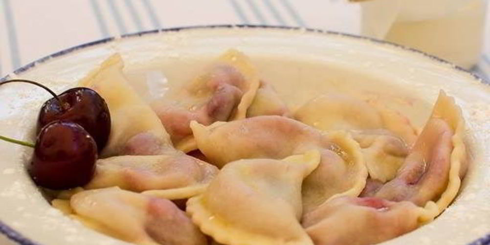 Как приготовить вареники с вишней по-одесски
