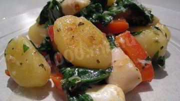 Рецепт Жареных ньокков с зеленью и белой фасолью