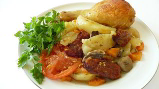 Рецепт Куриного жаркого с грибами и вялеными помидорами