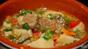 Рецепт Жаркого из говядины в горшочках