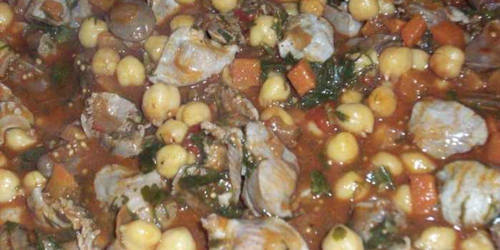 Как приготовить жаркое из куриных потрошков с горохом нут