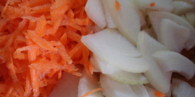 Рецепт жаркого из судака в горшочках