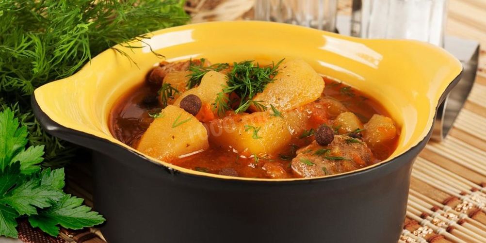 Как приготовить жаркое из свинины с картофелем
