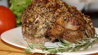 Рецепт Жаркого из свинины в орехово-горчичной панировке