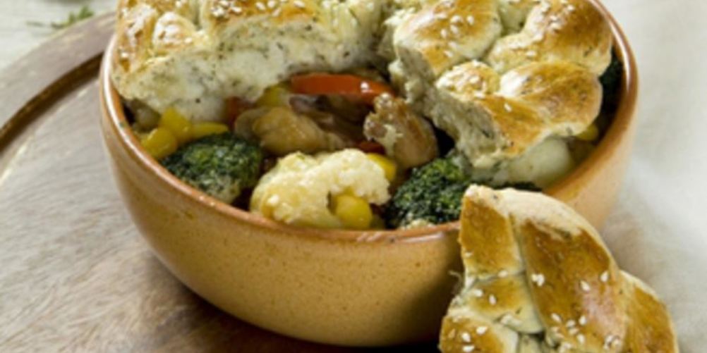 Как приготовить жаркое с ароматной крышечкой