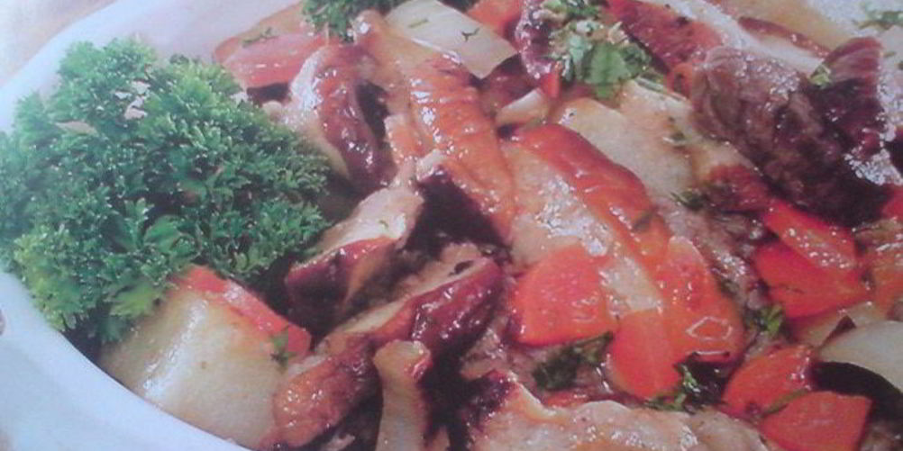 Как приготовить жаркое с грибами и овощами