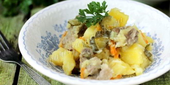 Рецепт жаркого с солеными огурцами в мультиварке