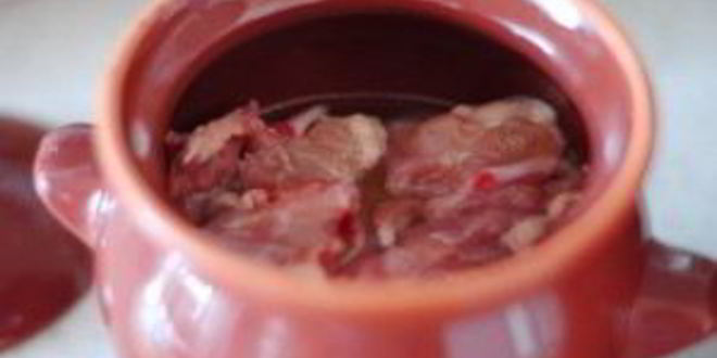 Рецепт жаркого в горшочках с курицей