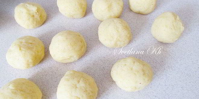 Рецепт картофельных зраз с капустой, запеченные в духовке