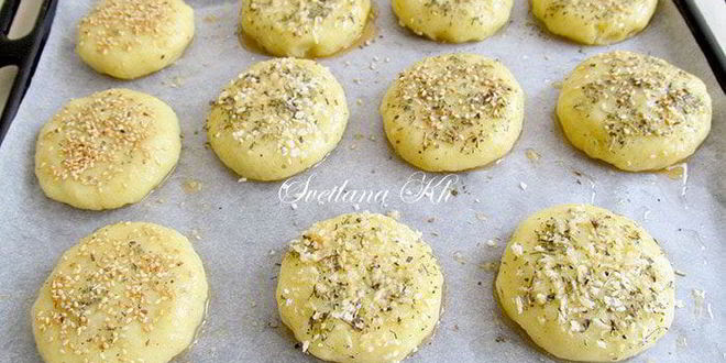 Рецепт картофельных зраз с капустой, запеченные в духовке