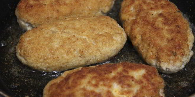 Рецепт мясных зраз с сыром, яйцом и зеленью