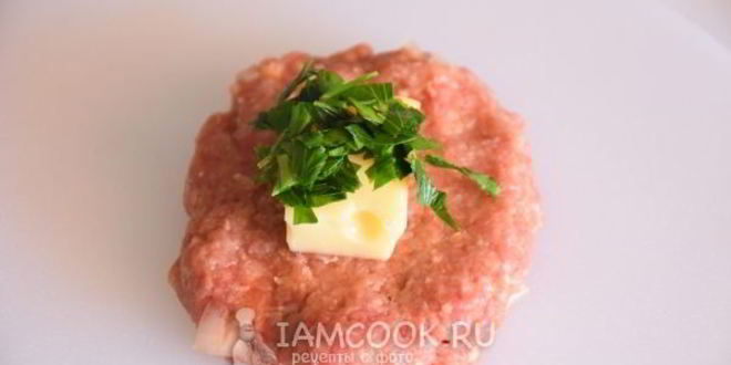 Рецепт мясных зраз с сыром