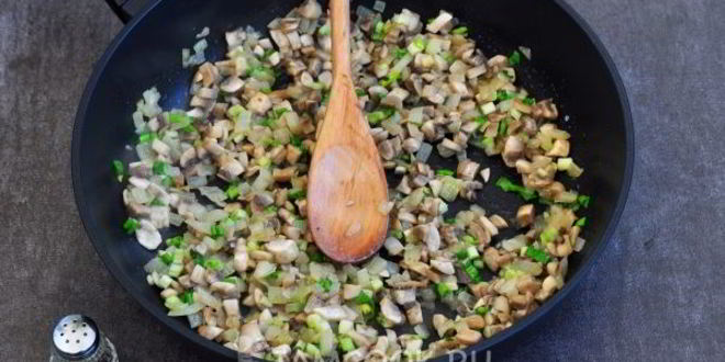 Рецепт постных картофельных зраз с грибами