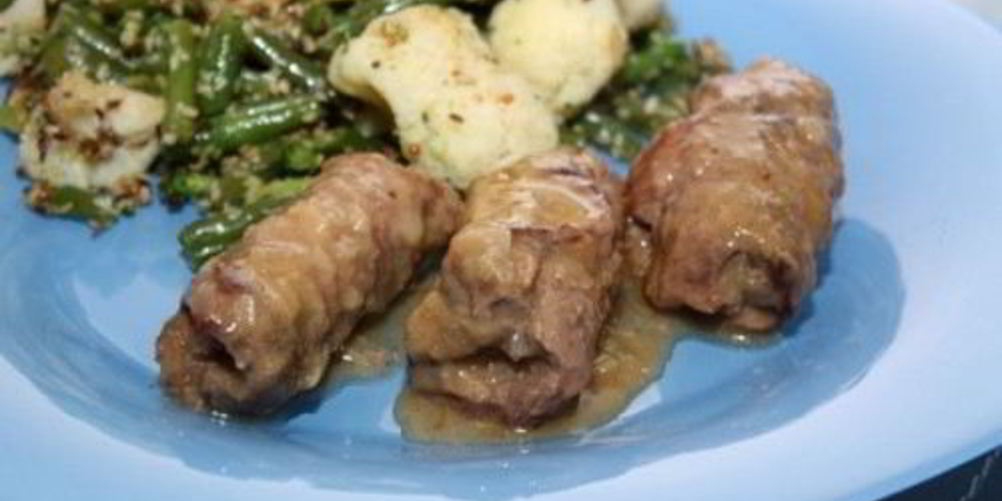 Как приготовить зразы из говядины с начинкой из сухарей по-варшавски