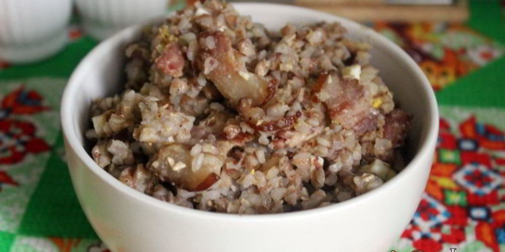 Как приготовить ароматную гречку с копченой грудинкой