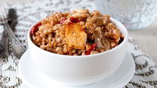 Рецепт Гречки по-купечески с мясом в сковороде