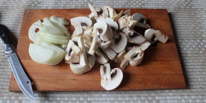 Рецепт гречки с грибами и луком