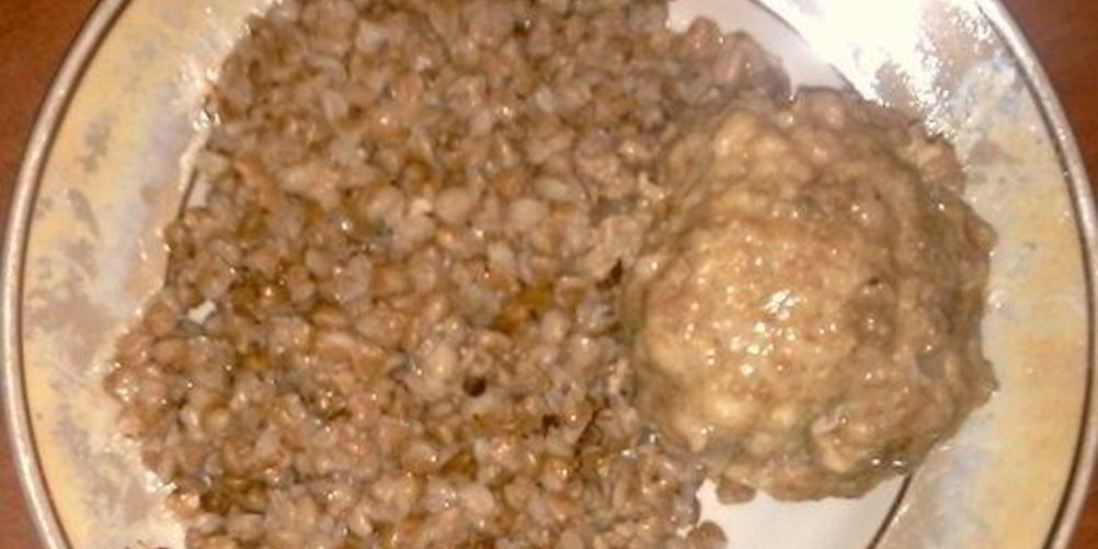 Как приготовить гречку с котлетами в мультиварке