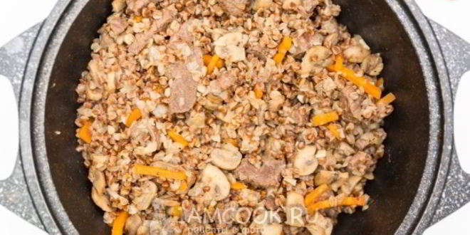 Рецепт гречки с мясом и грибами