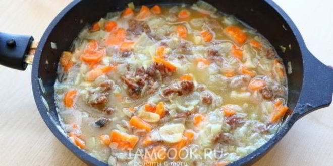 Рецепт гречки с тушенкой в сковороде
