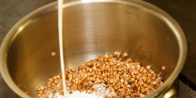 Рецепт сливочной гречки с говяжьим языком