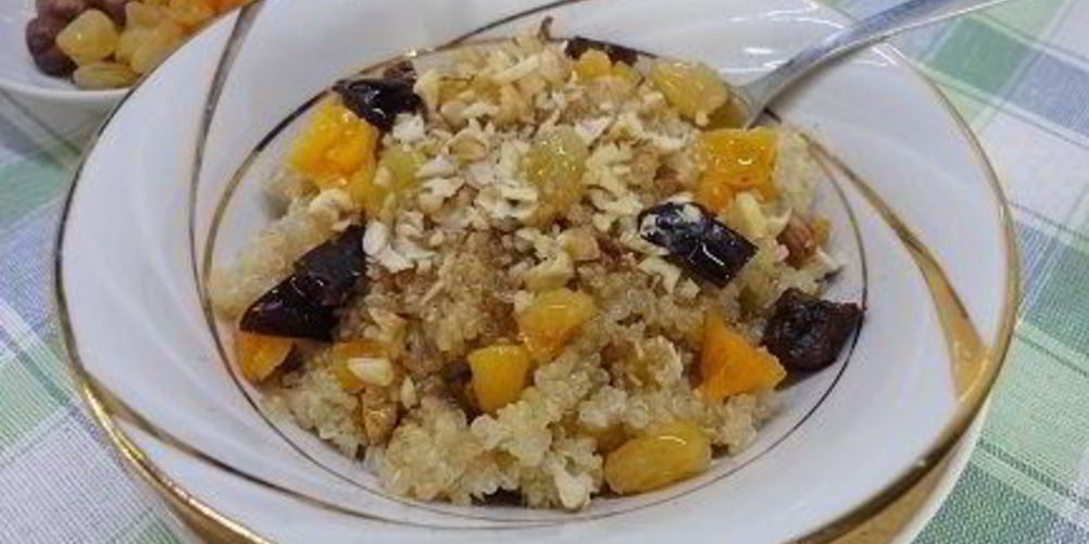 Как приготовить кашу из киноа с орехами и сухофруктами