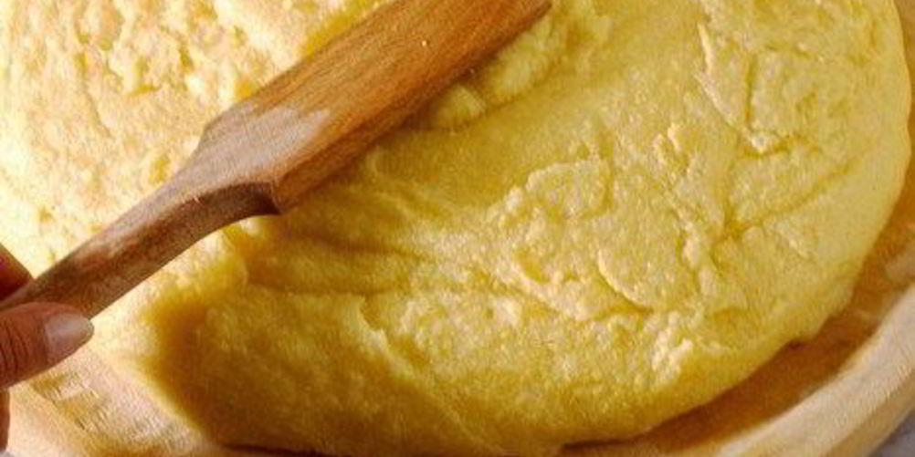 Как приготовить поленту по-итальянски с горгонзолой и чесноком