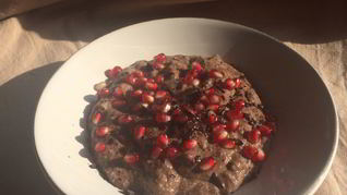Рецепт Льняной каши с гранатом и шоколадной крошкой
