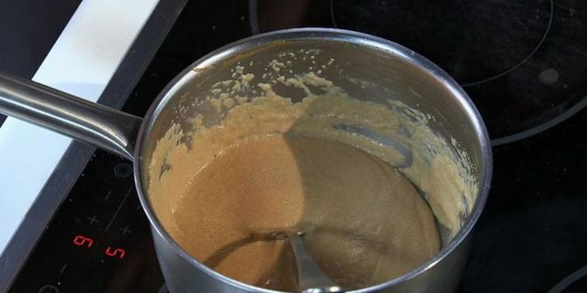 Рецепт манной каши с соленой карамелью