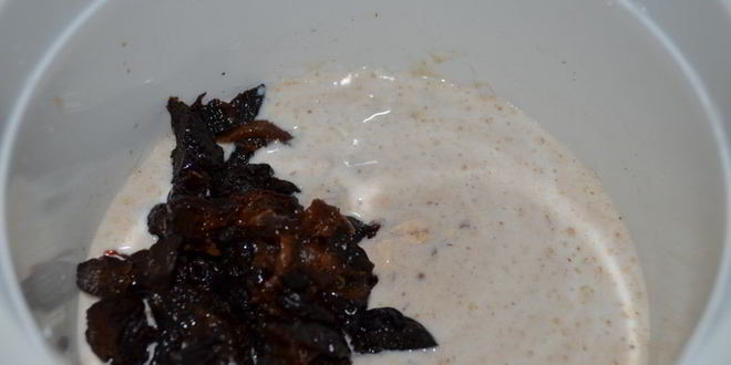 Рецепт ленивой овсянки с черносливом