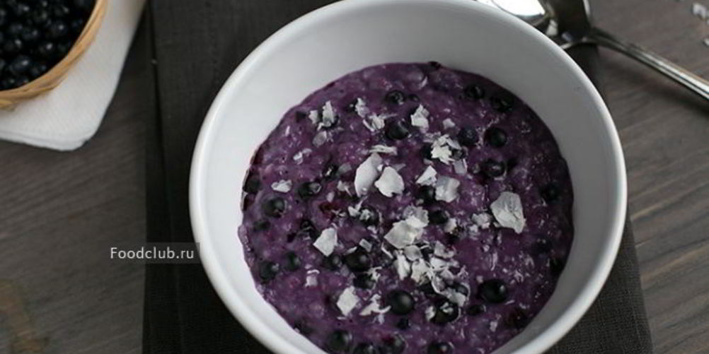Как приготовить овсяную кашу с черникой