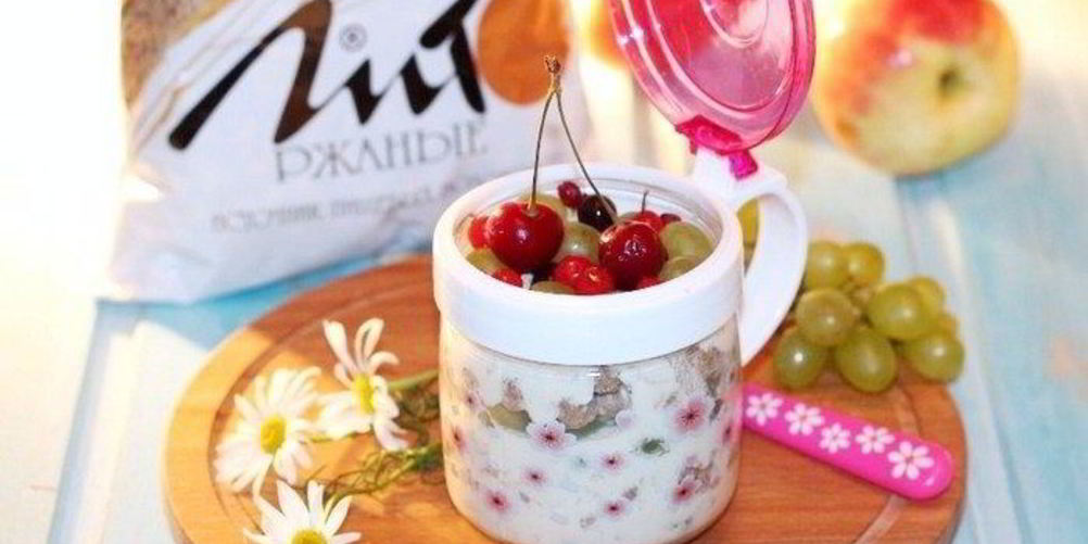 Как приготовить овсянку в банке с отрубями и фруктами